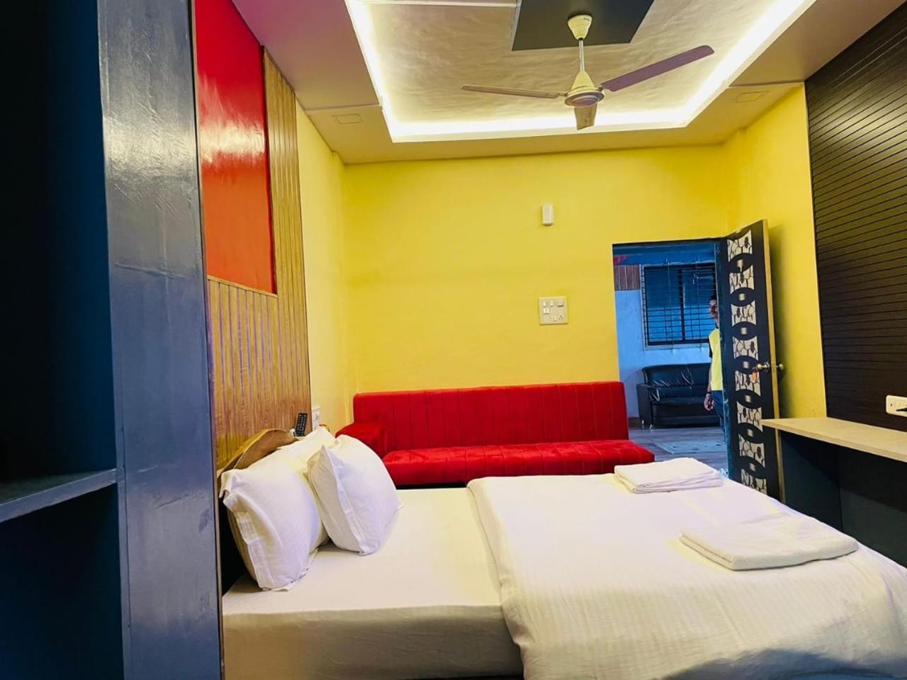 Wayfare Sp Resort Панвел Екстер'єр фото