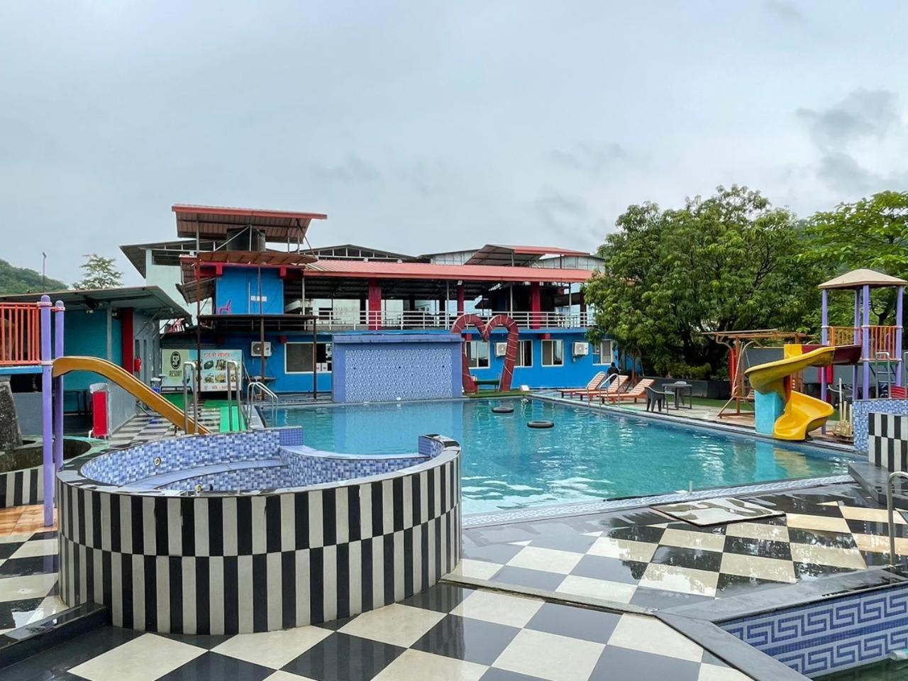 Wayfare Sp Resort Панвел Екстер'єр фото
